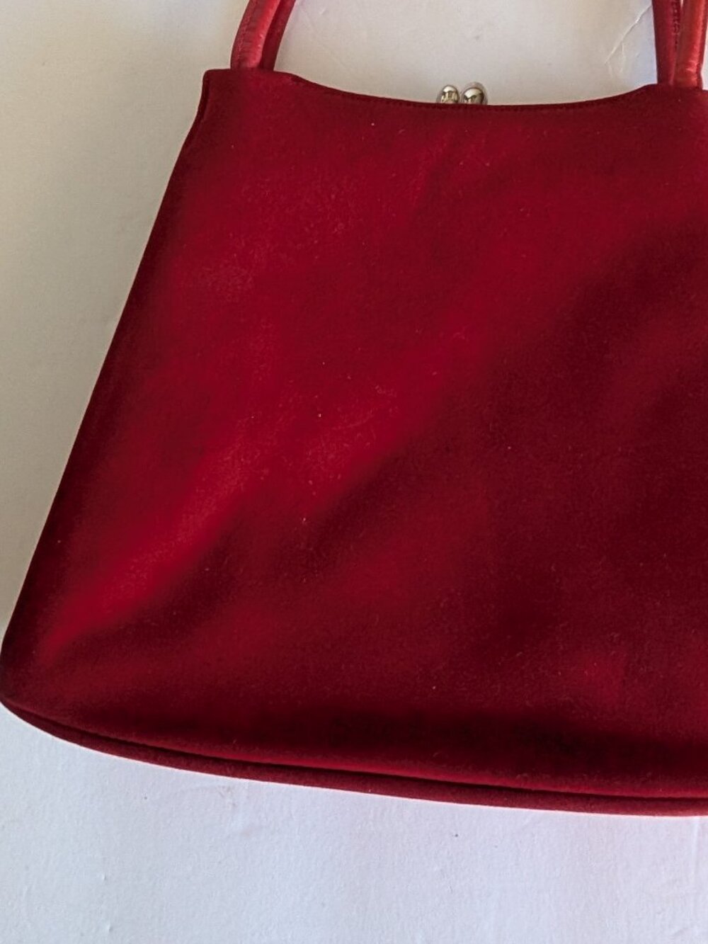 VINTAGE GUMPS OF CALIFORNIA RED VELVET HANDBAG